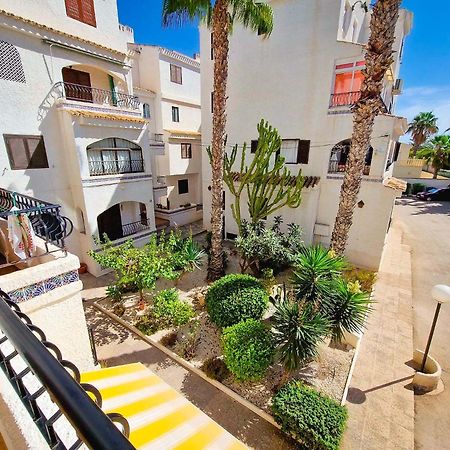 Residential With Pool, 500 Meters To The Beach オリウエラ エクステリア 写真