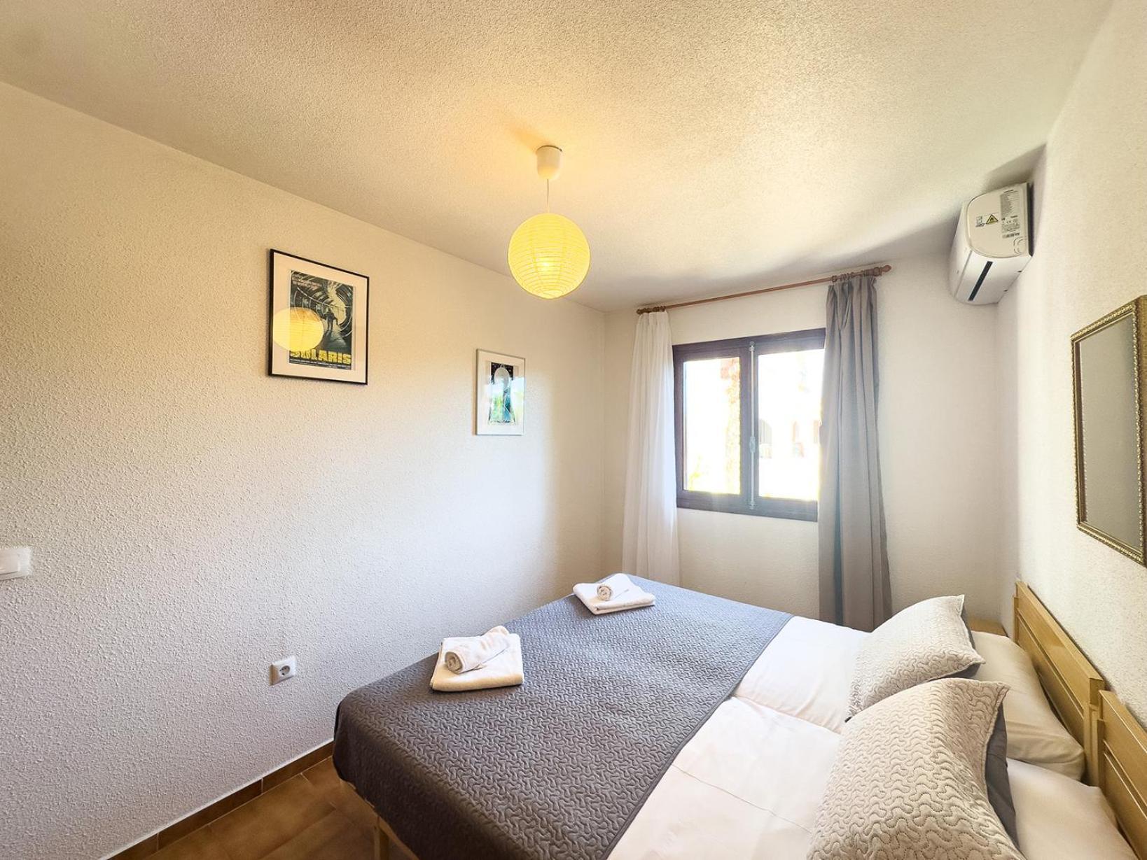 Residential With Pool, 500 Meters To The Beach オリウエラ エクステリア 写真